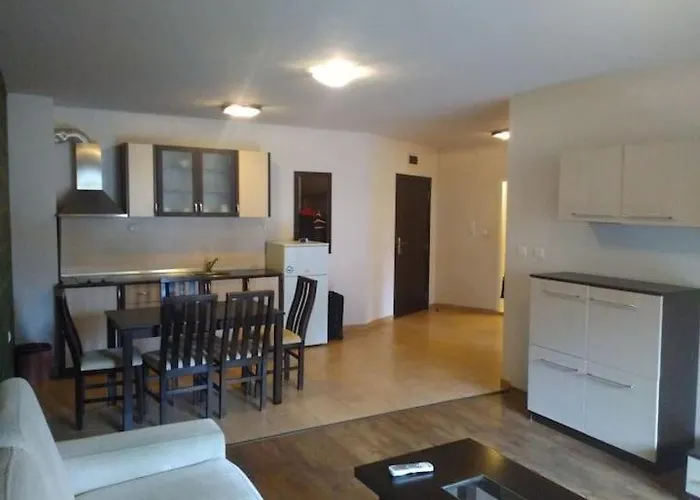 Forest Nook 3 潘波洛沃